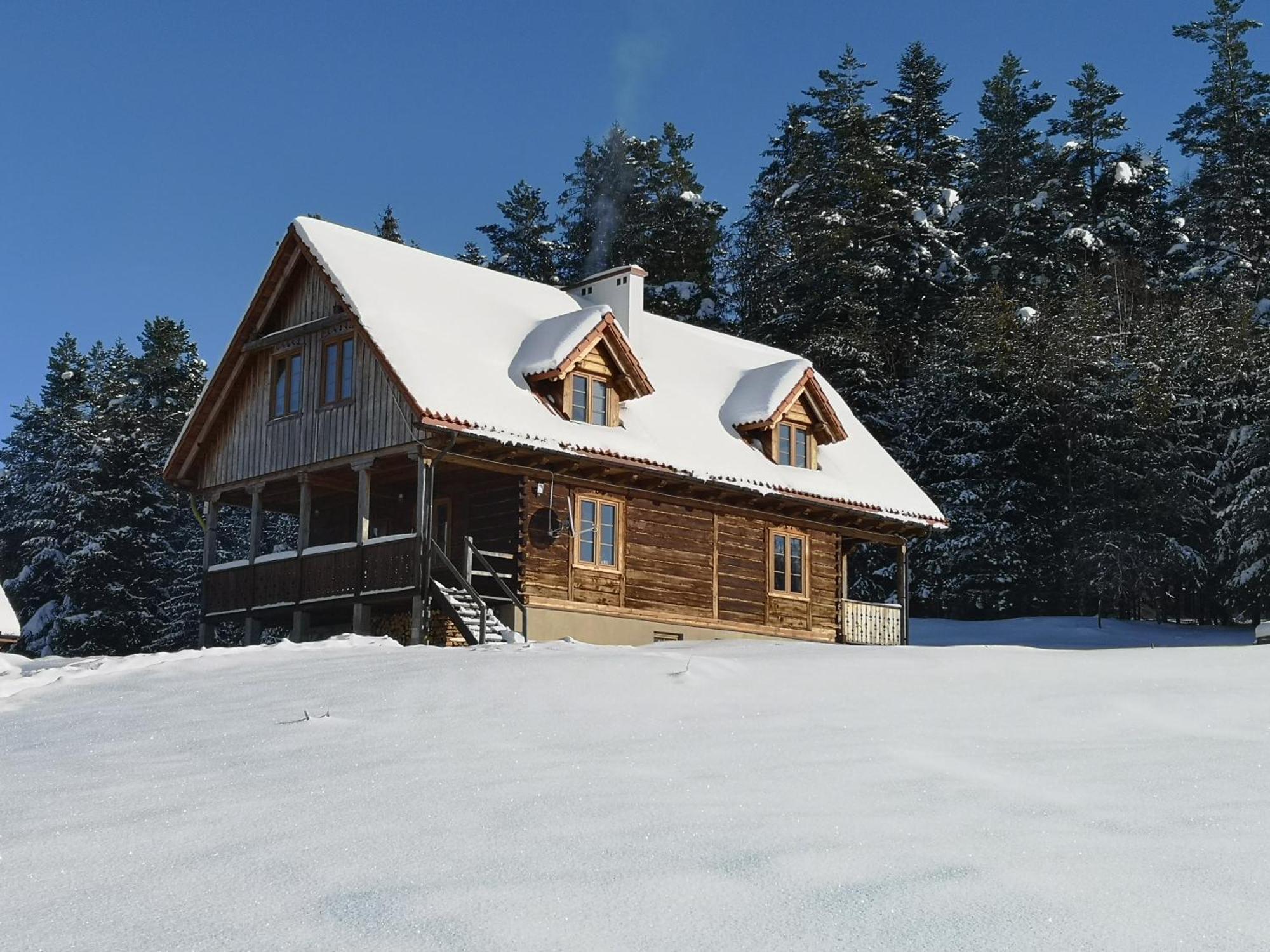 Osada Na Granicy - W Bieszczadach *